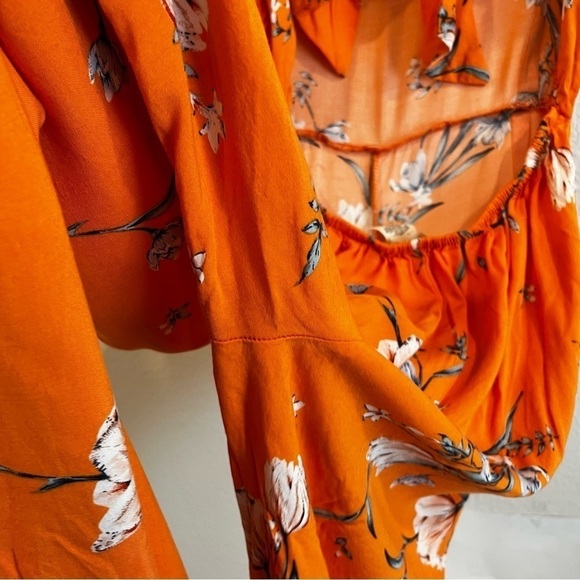 Shosho size small orange floral tie back jumpsuit with slit lower legs - Picture 8 of 11